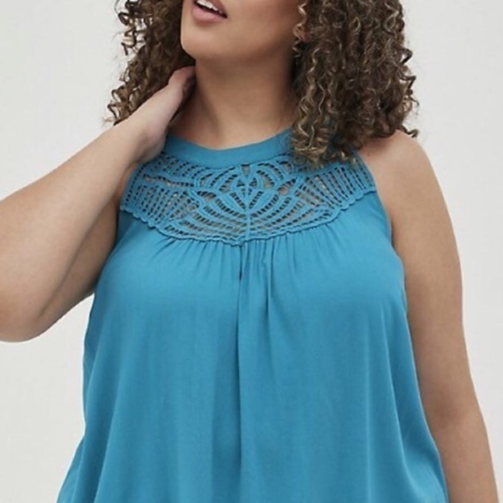 Teal Crochet Halter Tank Top - Picture 2 of 11